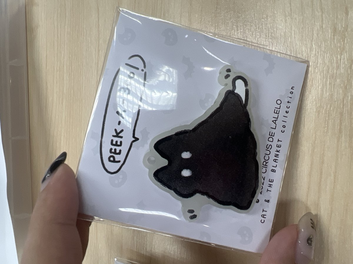 GLOW CHARM CAT in THE BLANKET - NEIGE 01 มาเลี้ยง